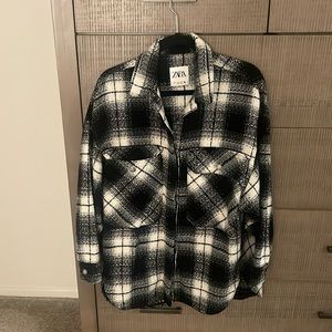 Zara Black and White Flannel Button-Up